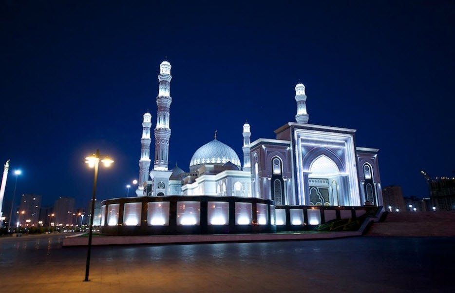Hazrat Sultan Mosque, Astana (Nur-Sultan), Kazakhstan